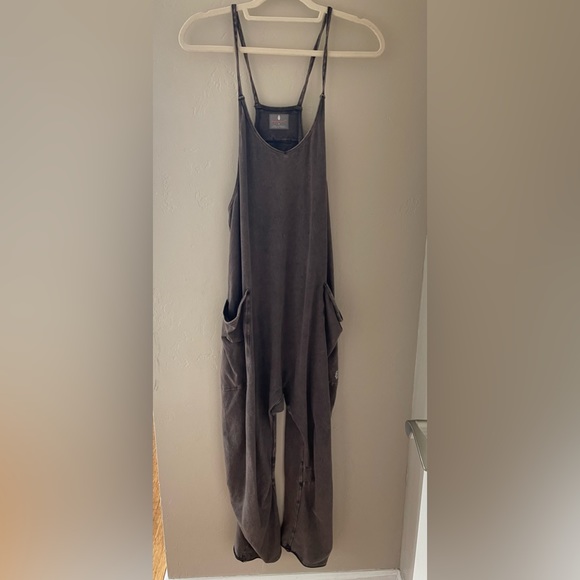 FP HOTSHOT ONESIES (2 colors) sold separately - Picture 4 of 6